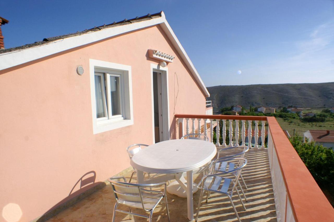 Family Friendly Seaside Apartments Vlasici, Pag - 4319 Exterior photo