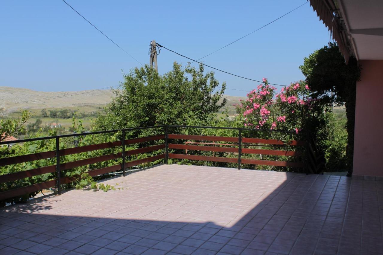 Family Friendly Seaside Apartments Vlasici, Pag - 4319 Exterior photo